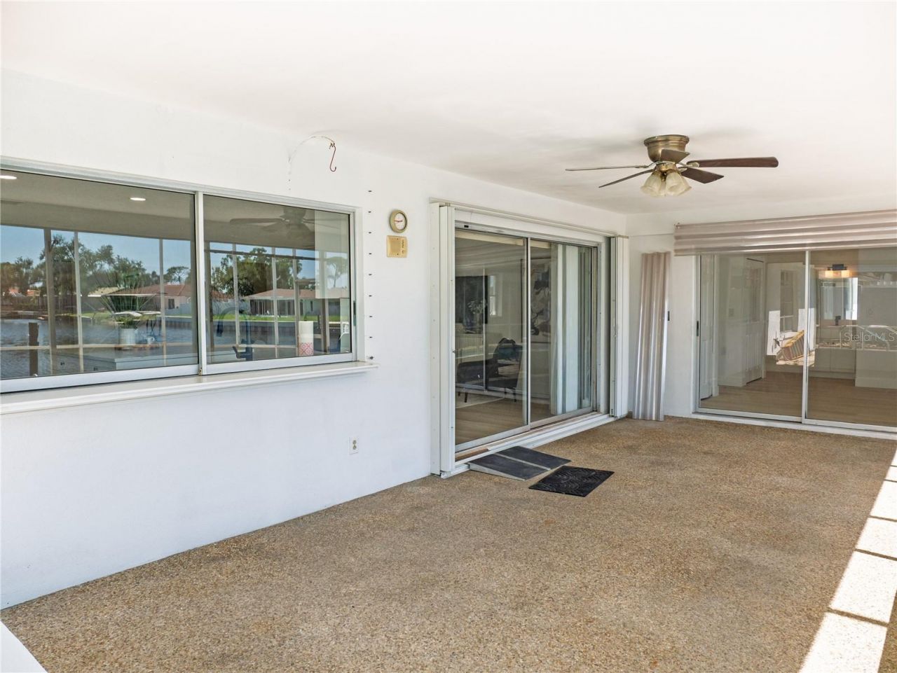 1880 Tanglewood Drive Ne, Saint Petersburg, FL 33702 Photo