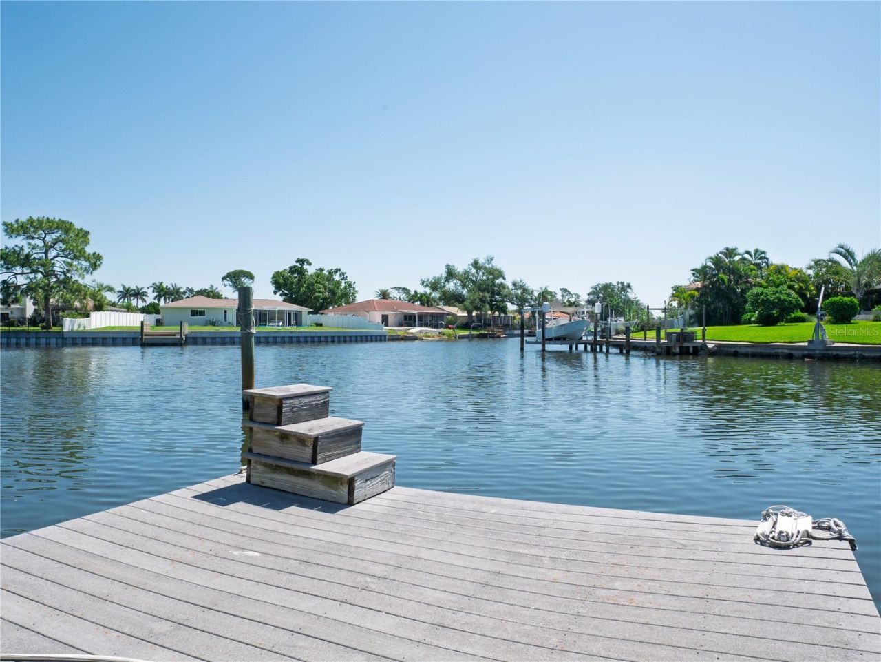 1880 Tanglewood Drive Ne, Saint Petersburg, FL 33702 Photo