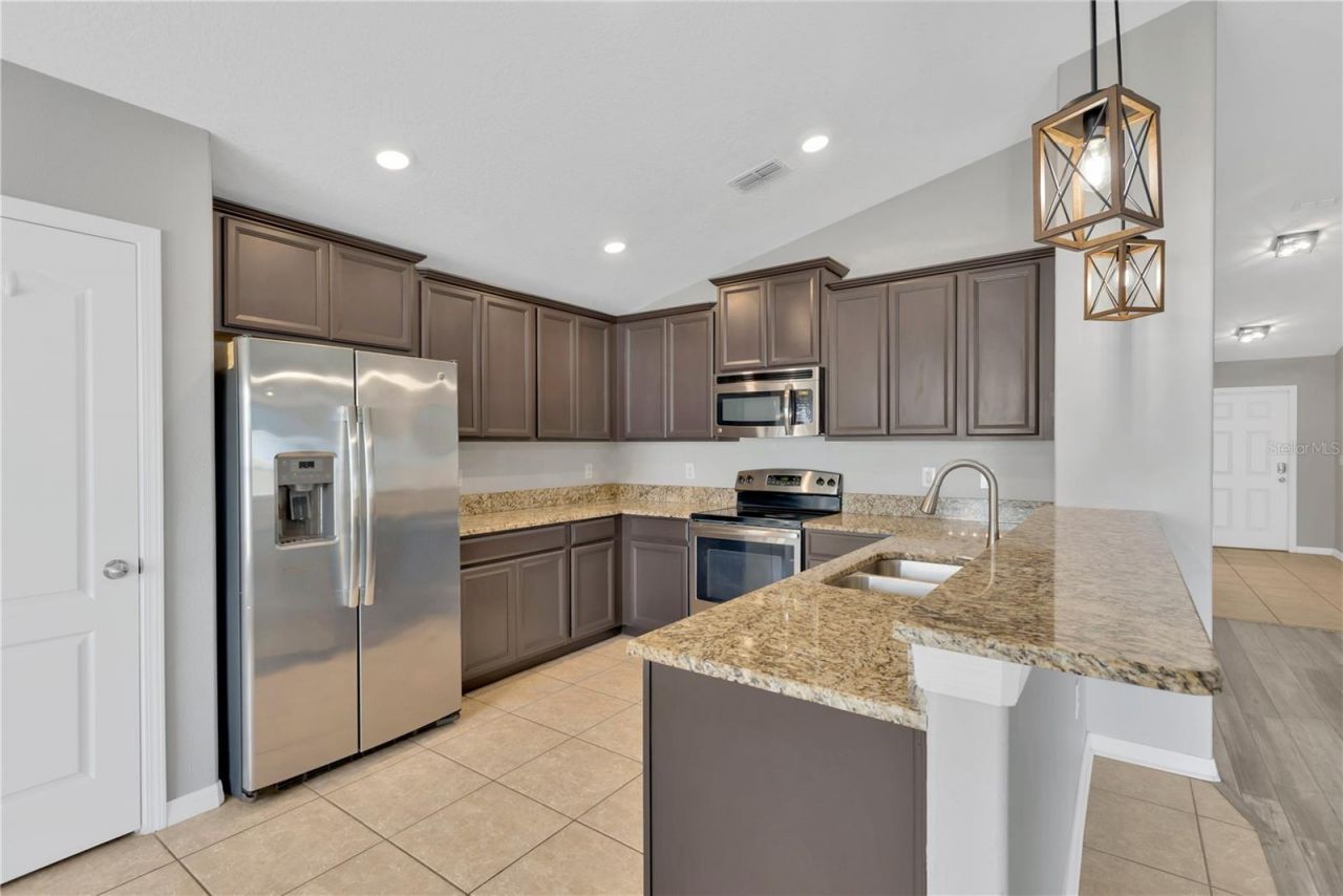 8529 Hunters Fork Loop , Ruskin, FL 33573 Photo