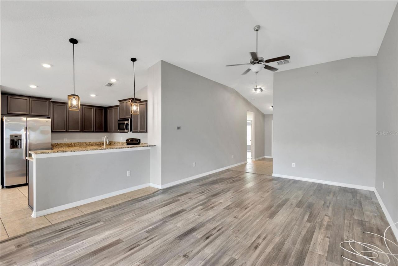 8529 Hunters Fork Loop , Ruskin, FL 33573 Photo