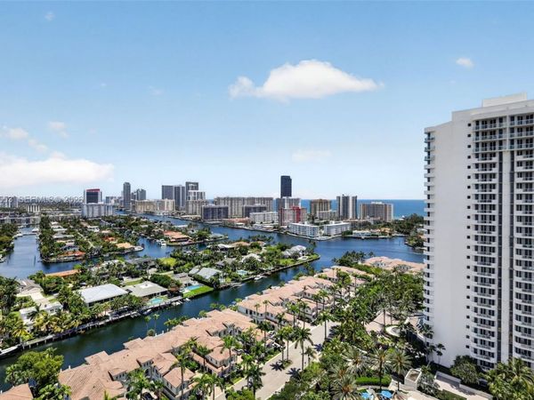 21205 YACHT CLUB DR , Unit 2409, Aventura, FL 33180