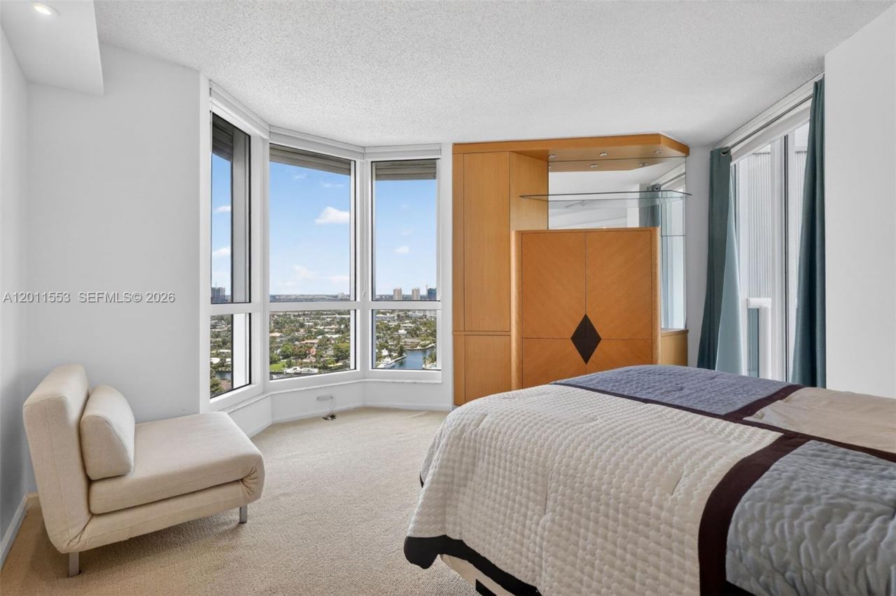 21205 Yacht Club Dr , Unit 2409, Aventura, FL 33180 Photo
