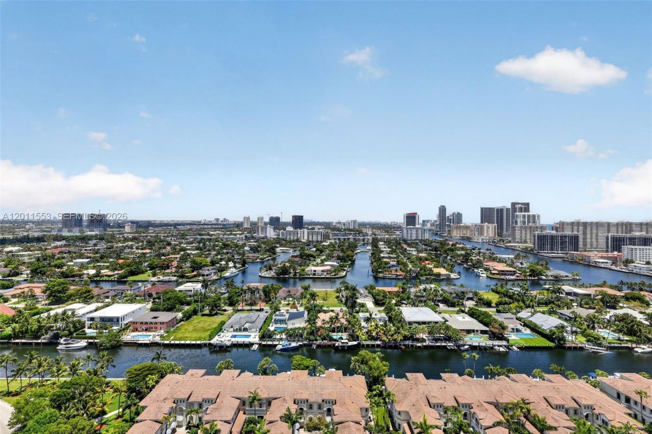 21205 Yacht Club Dr , Unit 2409, Aventura, FL 33180 Photo