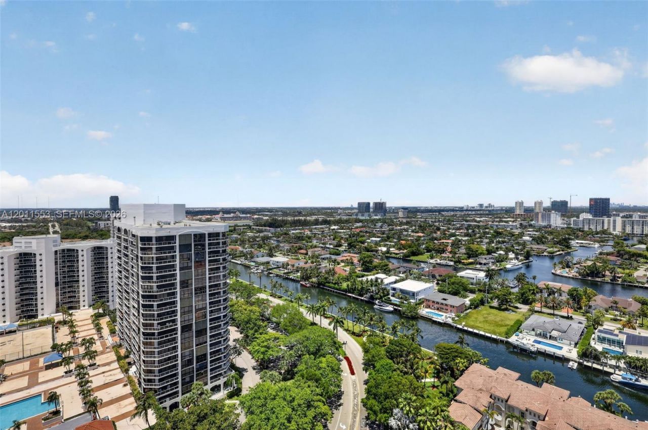 21205 Yacht Club Dr , Unit 2409, Aventura, FL 33180 Photo