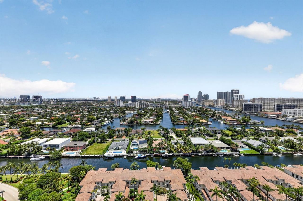 21205 Yacht Club Dr , Unit 2409, Aventura, FL 33180 Photo