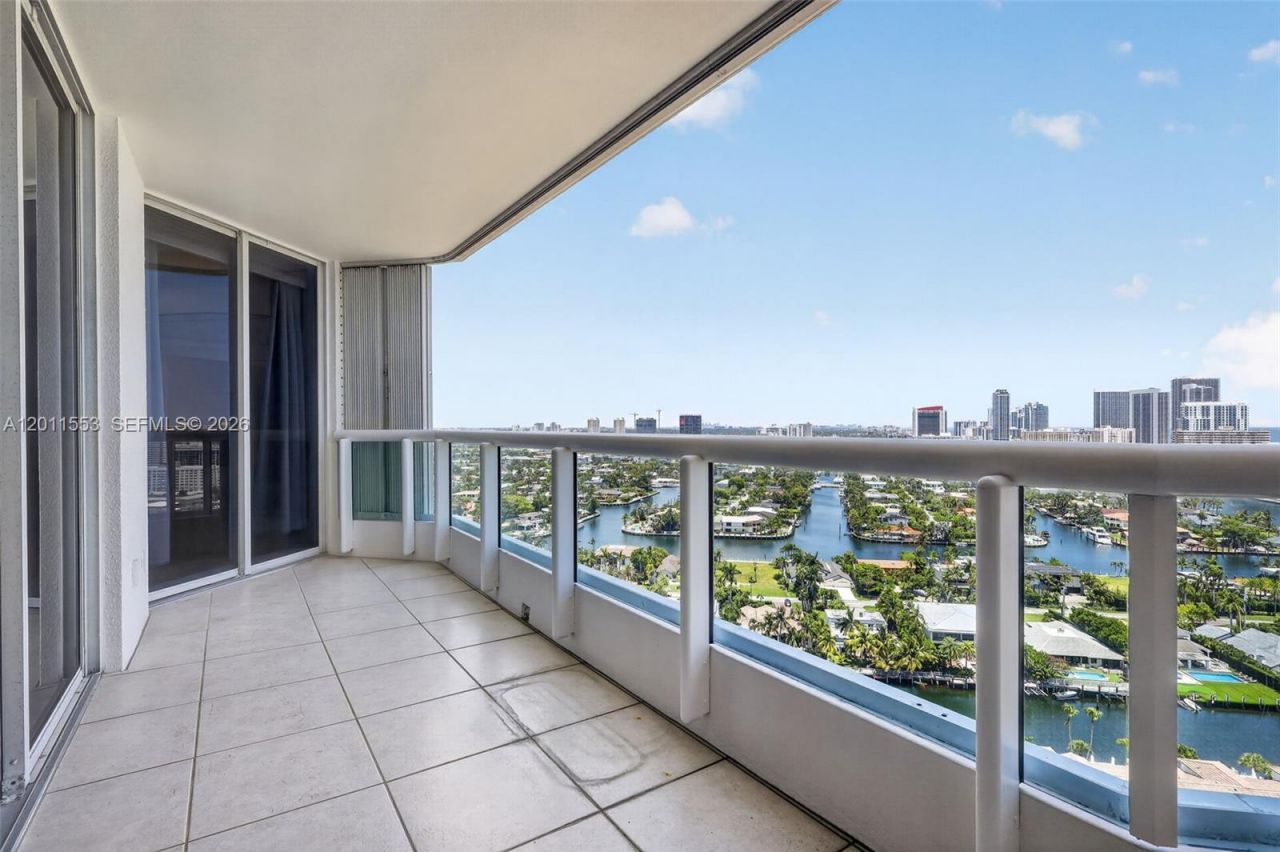 21205 Yacht Club Dr , Unit 2409, Aventura, FL 33180 Photo