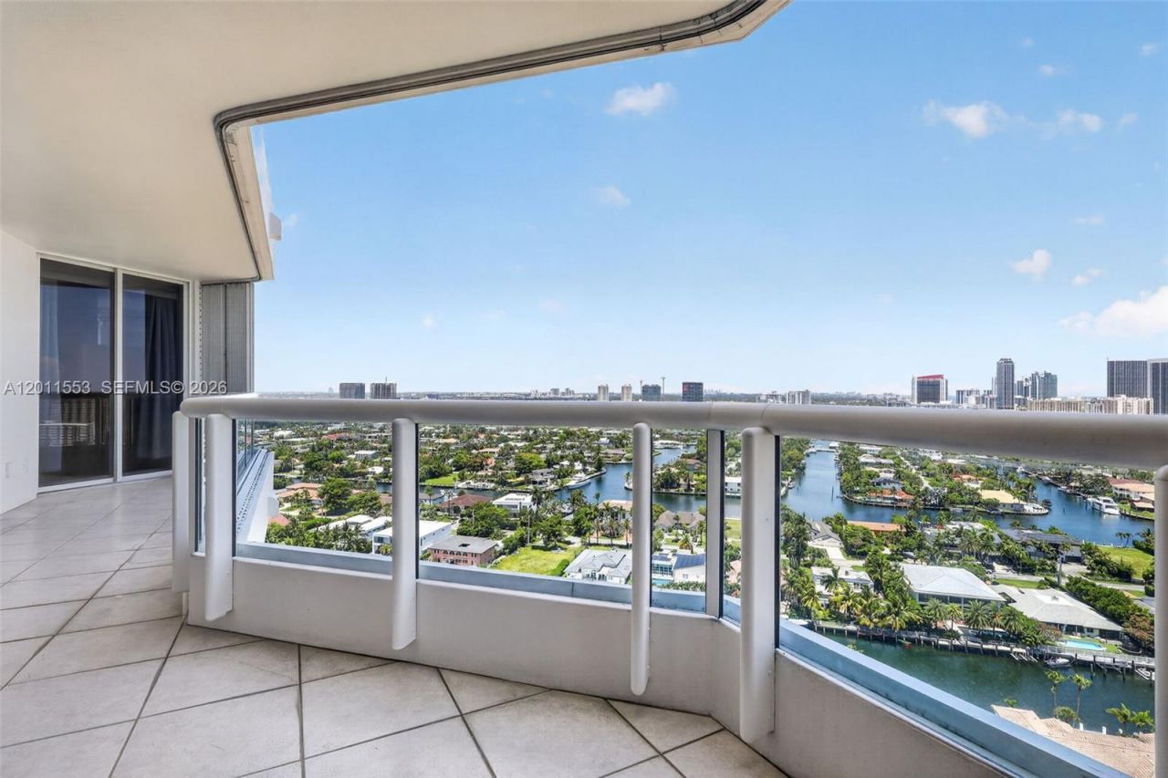 21205 Yacht Club Dr , Unit 2409, Aventura, FL 33180 Photo