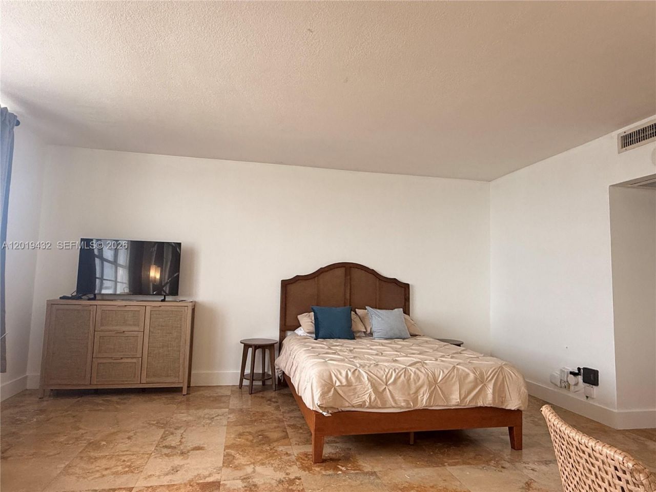 100 Lincoln Rd , Unit 1206, Miami Beach, FL 33139 Photo
