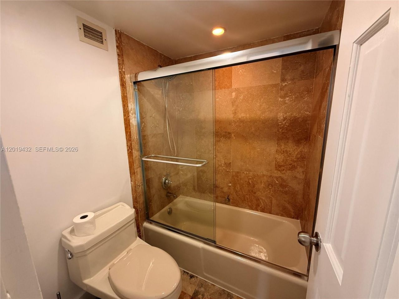 100 Lincoln Rd , Unit 1206, Miami Beach, FL 33139 Photo