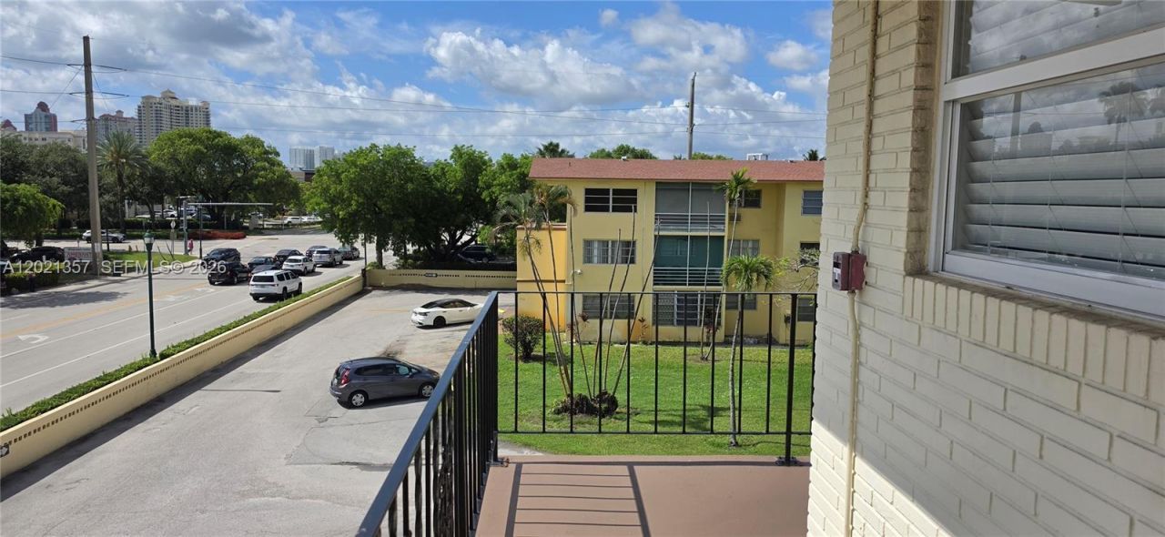 20201 NE 29th Ct , Unit D336, Aventura, FL 33180 Photo