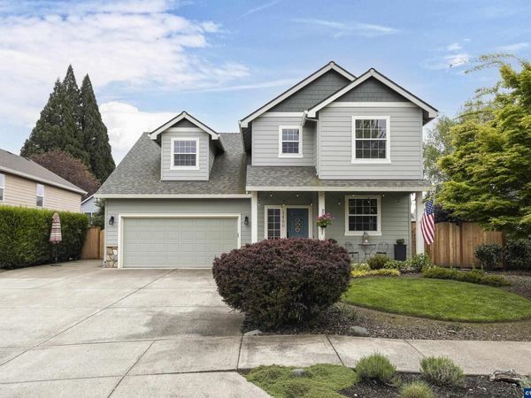 1450 NE Kerry Ct, McMinnville, OR 97128
