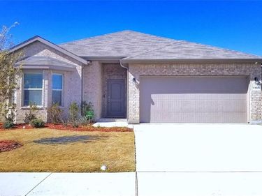 1105 Twin Brooks Lane, Fort Worth, TX 76177