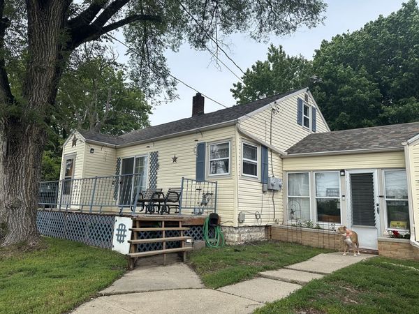 626 N 4th Street , Savanna, IL 61074