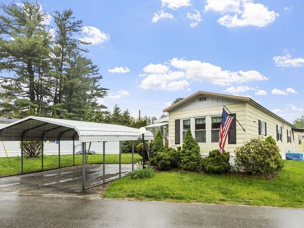 27 Lisa Circle, Merrimac, MA 01860