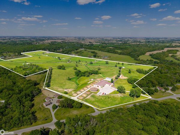 7820 SE Vandalia Road, Runnells, IA 50237