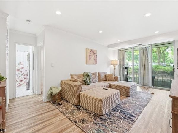 456 River Rd, Nutley, NJ 07110