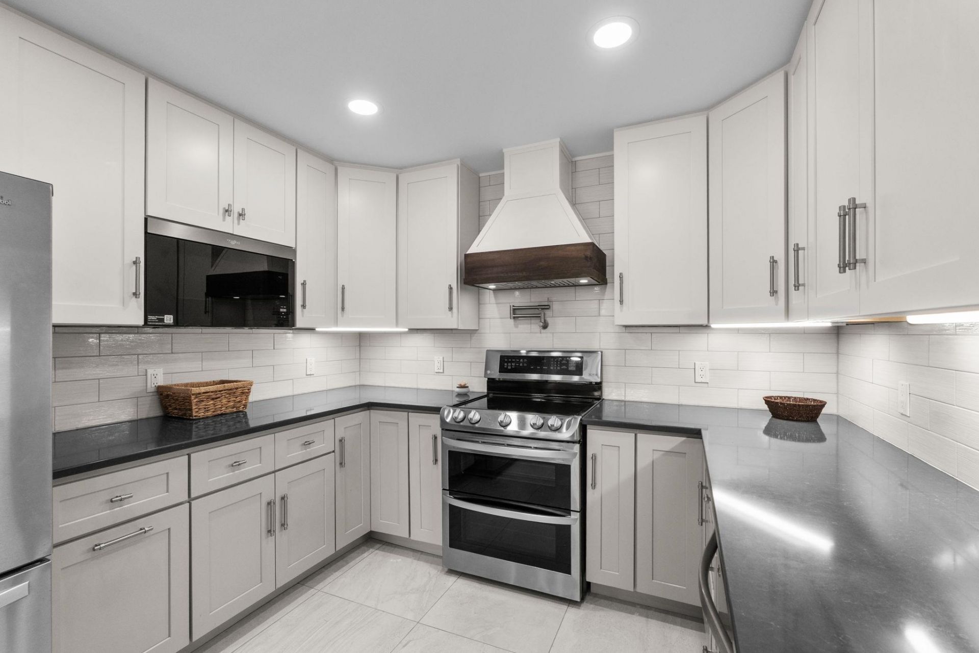 4504 River Rd. Photo 14