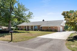 4504 River Rd. photo 4