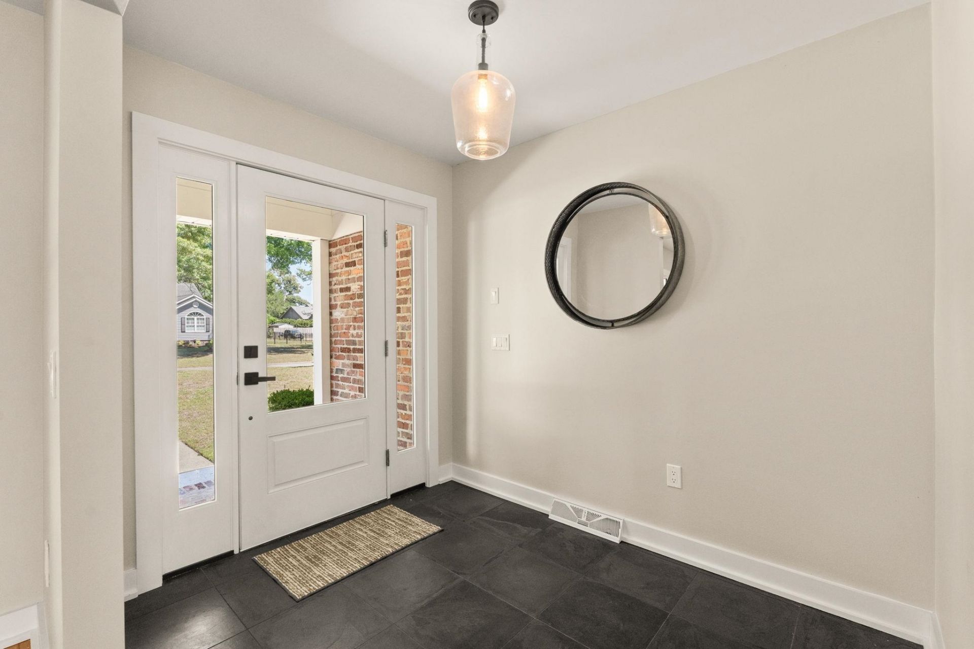 4504 River Rd. Photo 5