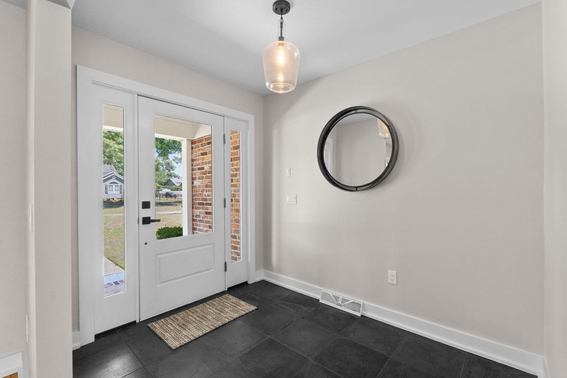 4504 River Rd. Photo 5