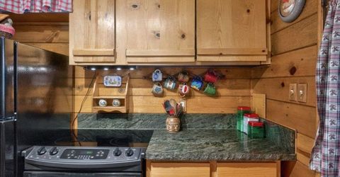 16243 Old Highway Drive, Truckee, CA 96161 Photo
