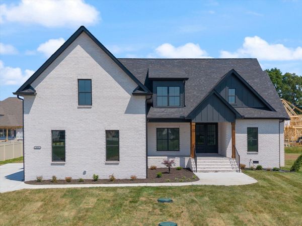 2813 Canfield Dr , Murfreesboro, TN 37128