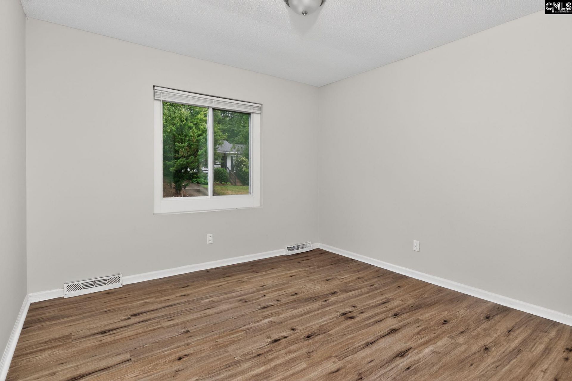 401 Rosemary Lane  Photo 12