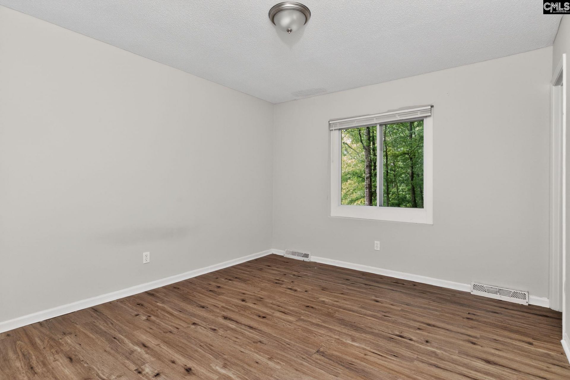 401 Rosemary Lane  Photo 13