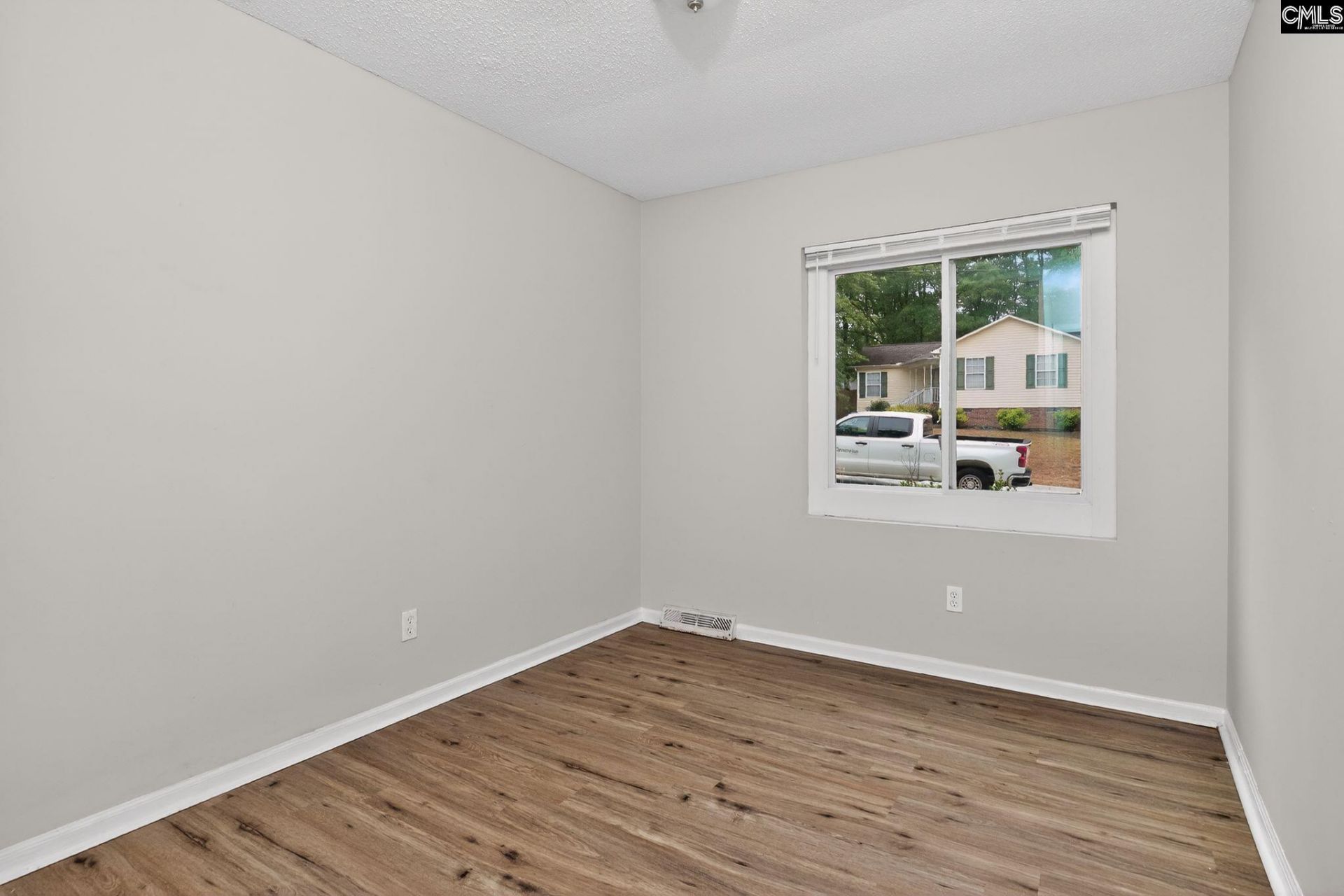 401 Rosemary Lane  Photo 16