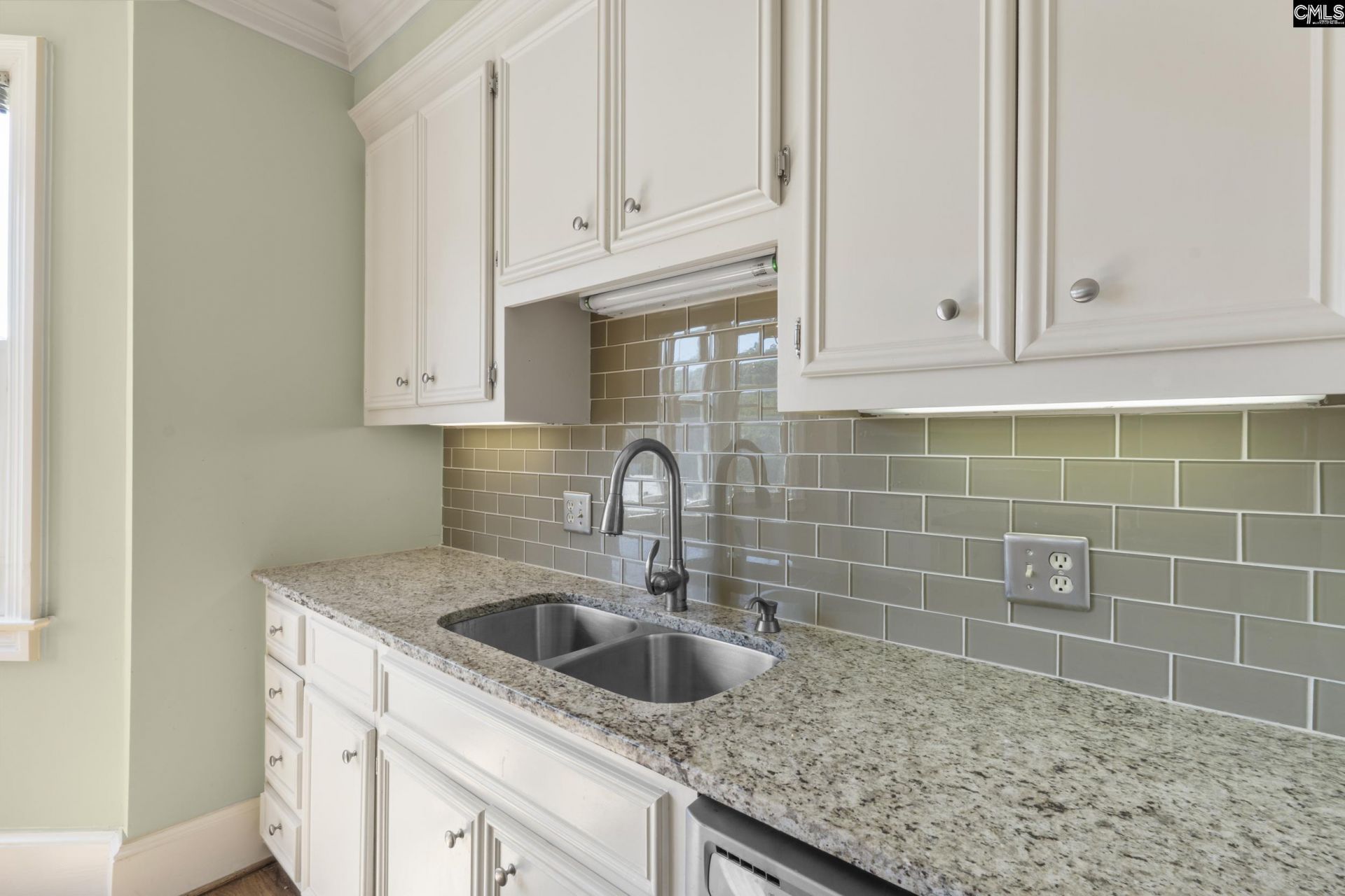261 Berry Tree Lane  Photo 13