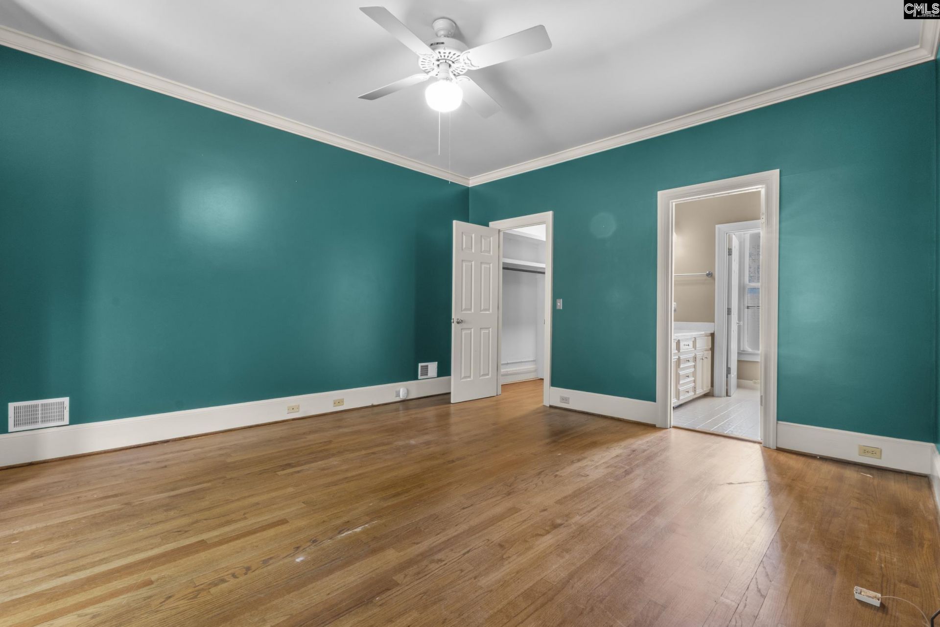 261 Berry Tree Lane  Photo 17