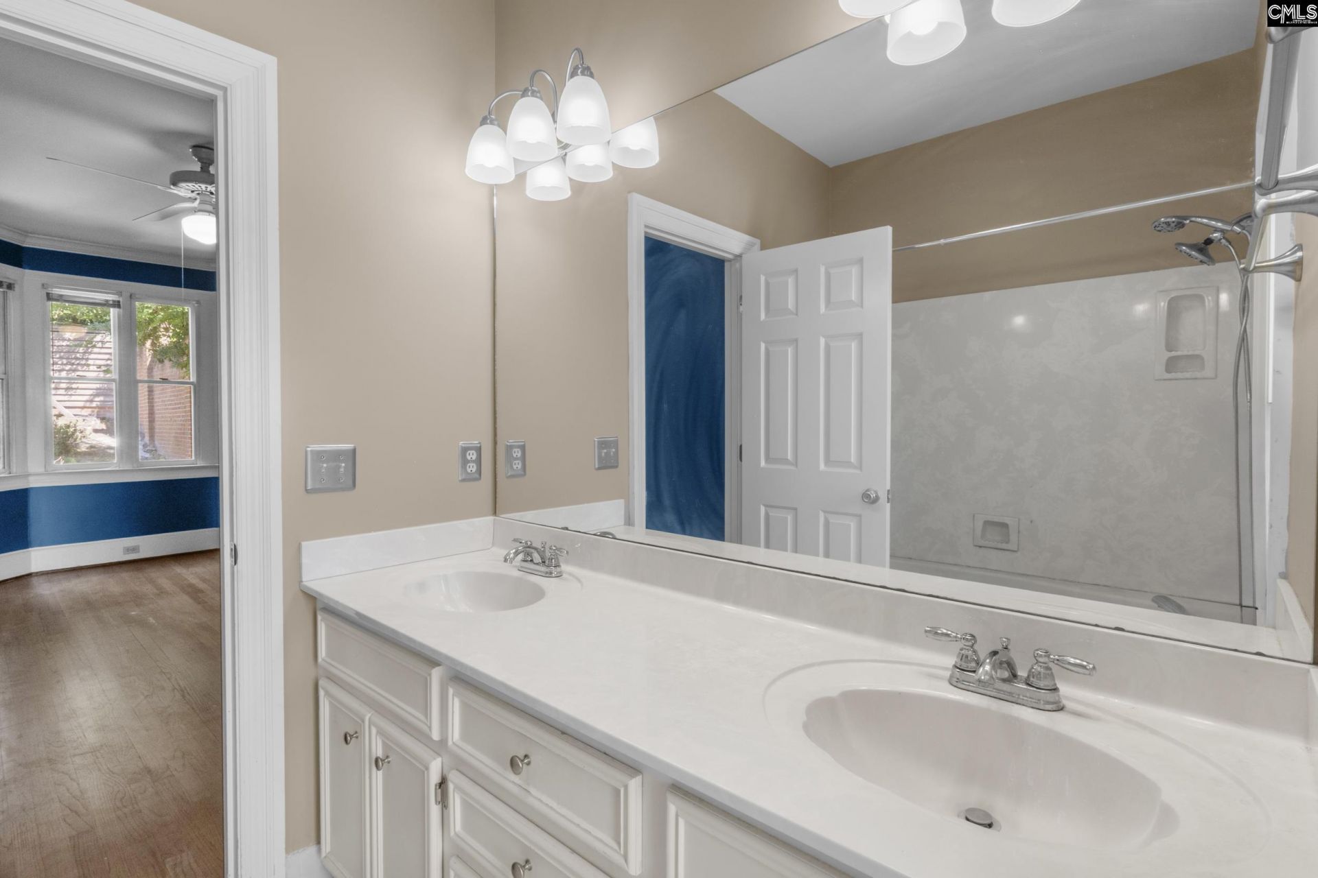 261 Berry Tree Lane  Photo 21
