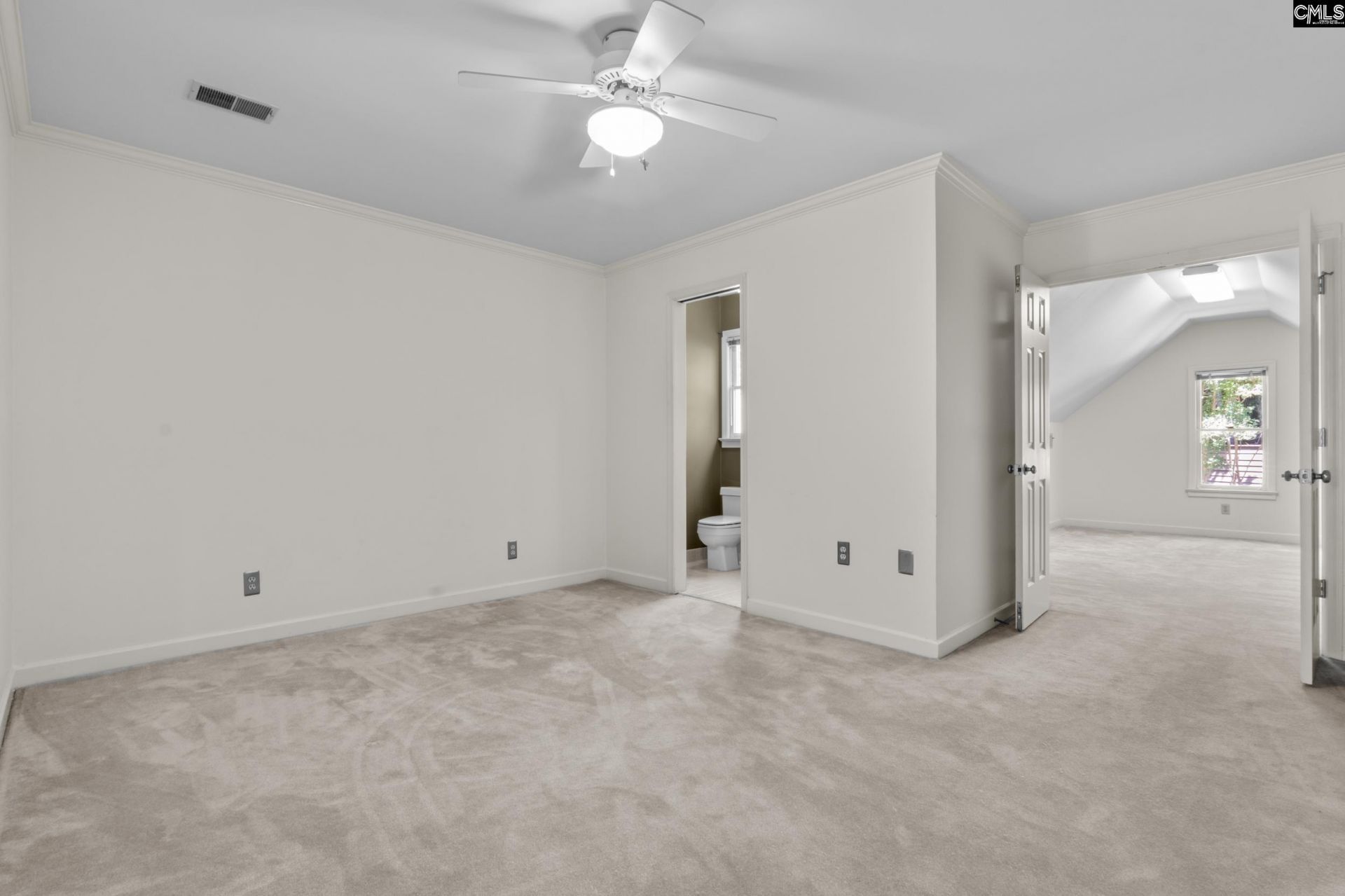 261 Berry Tree Lane  Photo 31