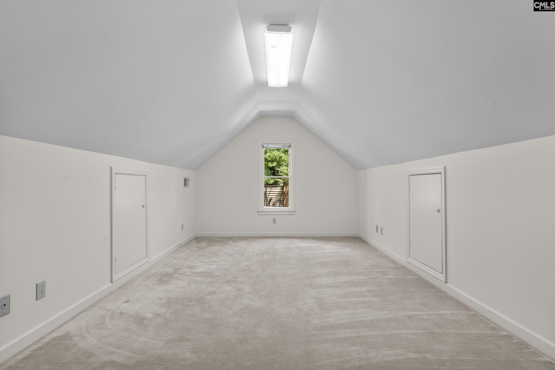 261 Berry Tree Lane  Photo 36