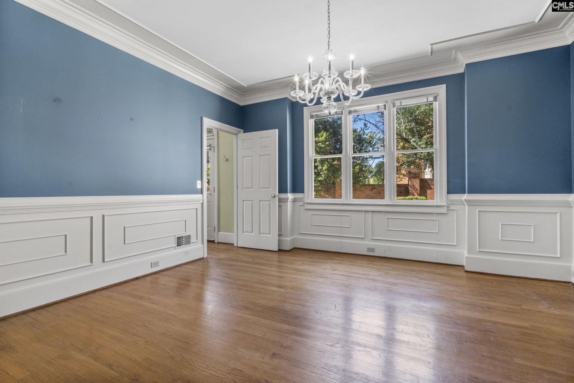 261 Berry Tree Lane  Photo 8