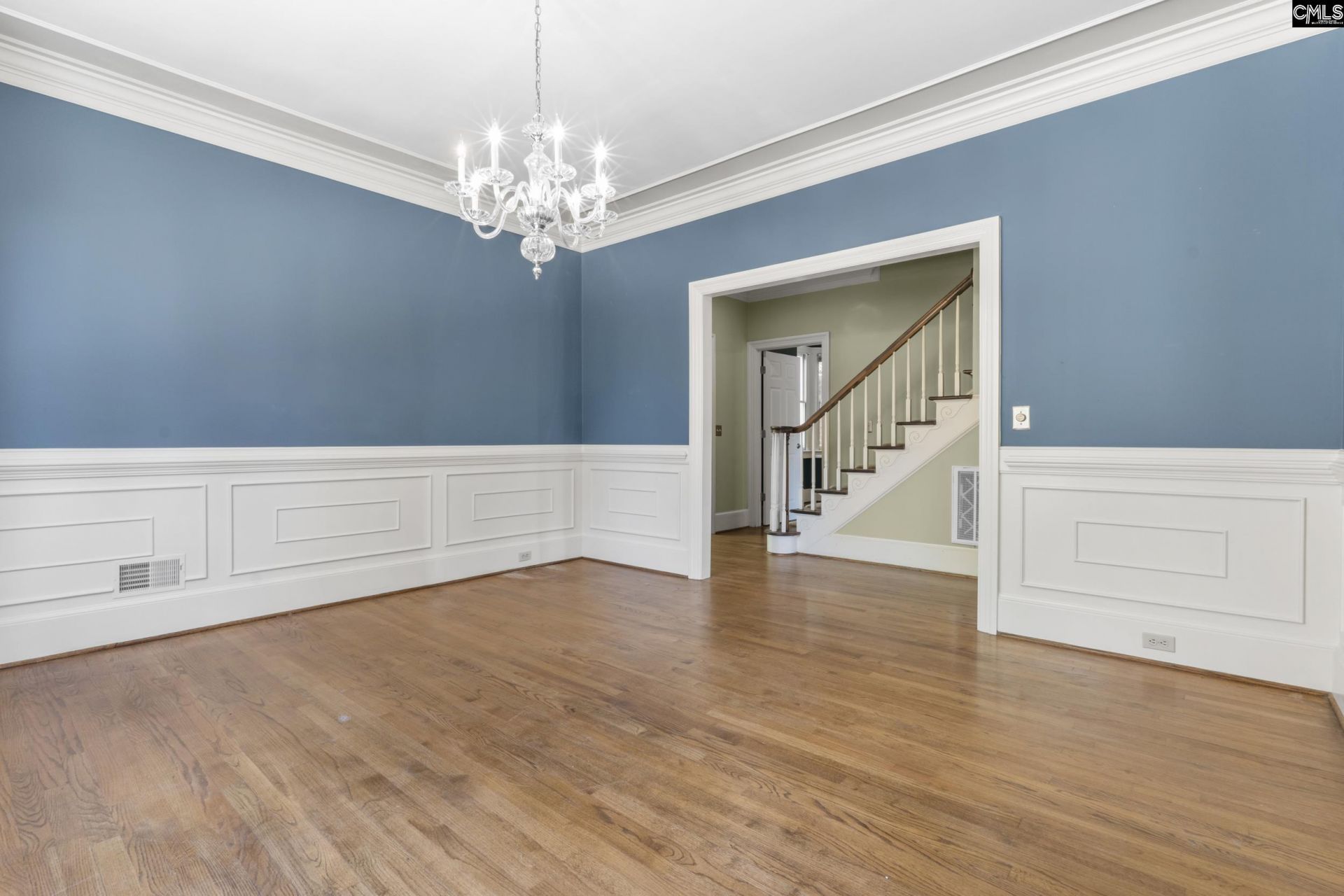 261 Berry Tree Lane  Photo 9
