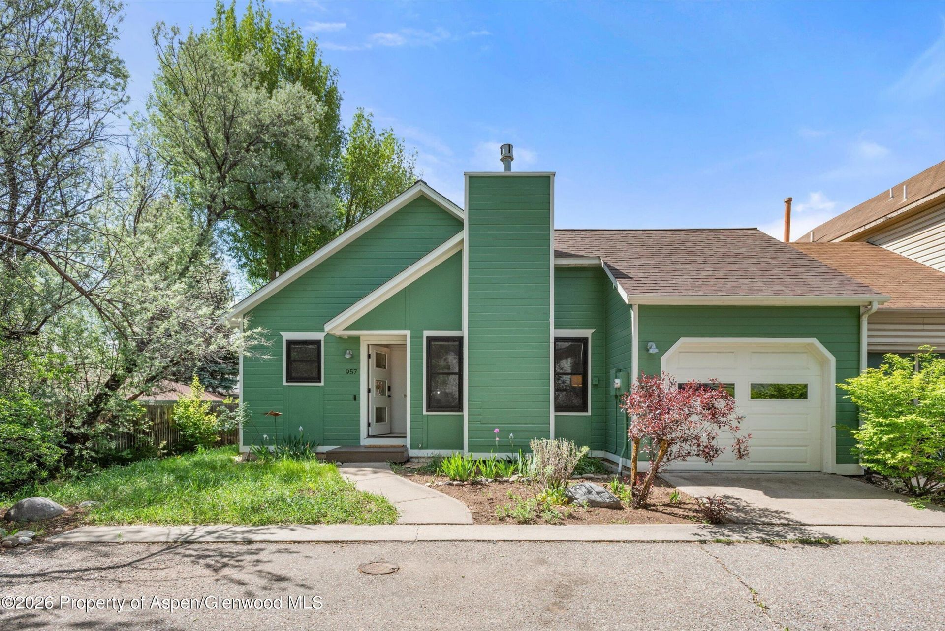 957 Buckingham Drive, Carbondale, CO 81623 Main Photo