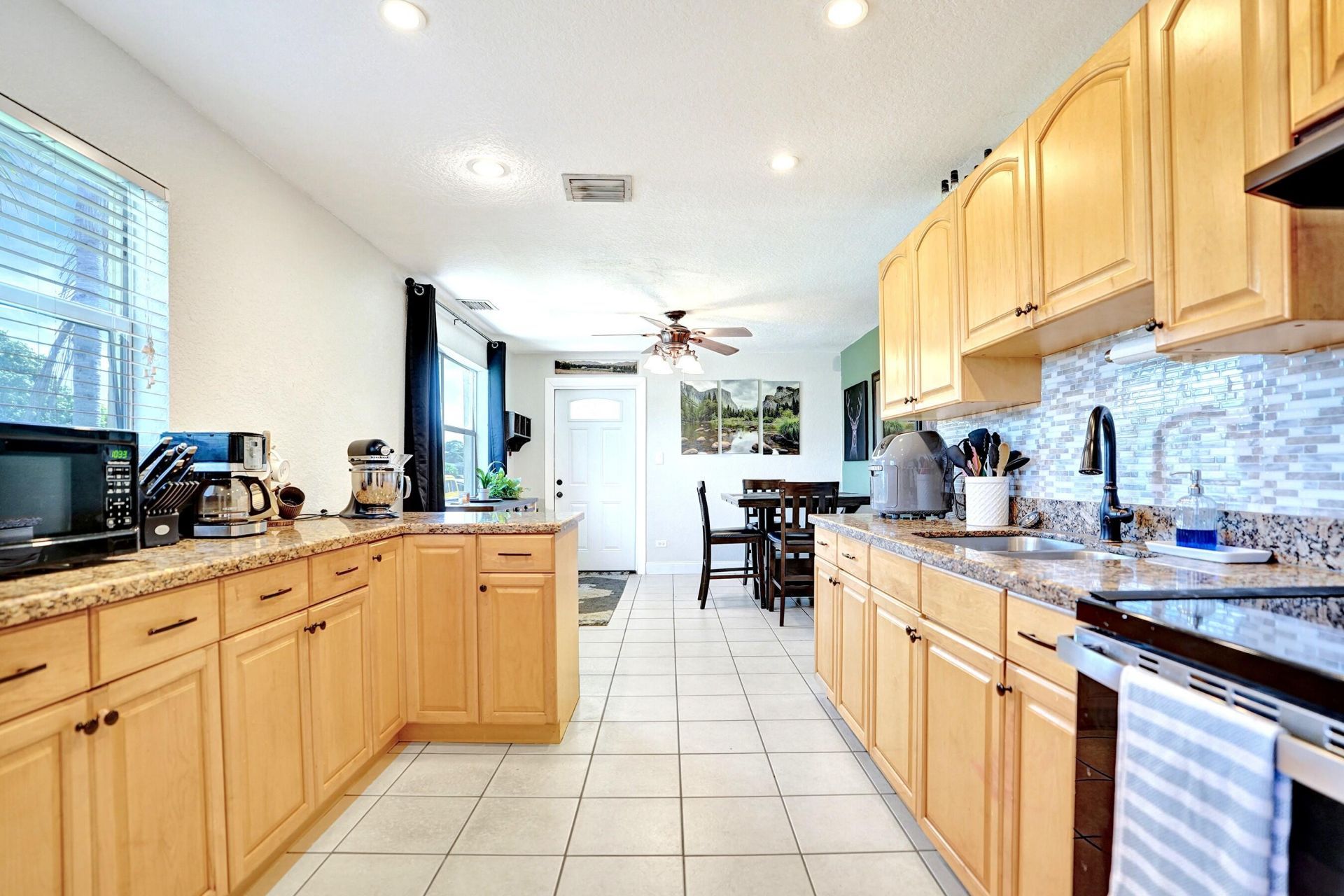 5740 SW 38th Street, Davie, FL 33314 Photo