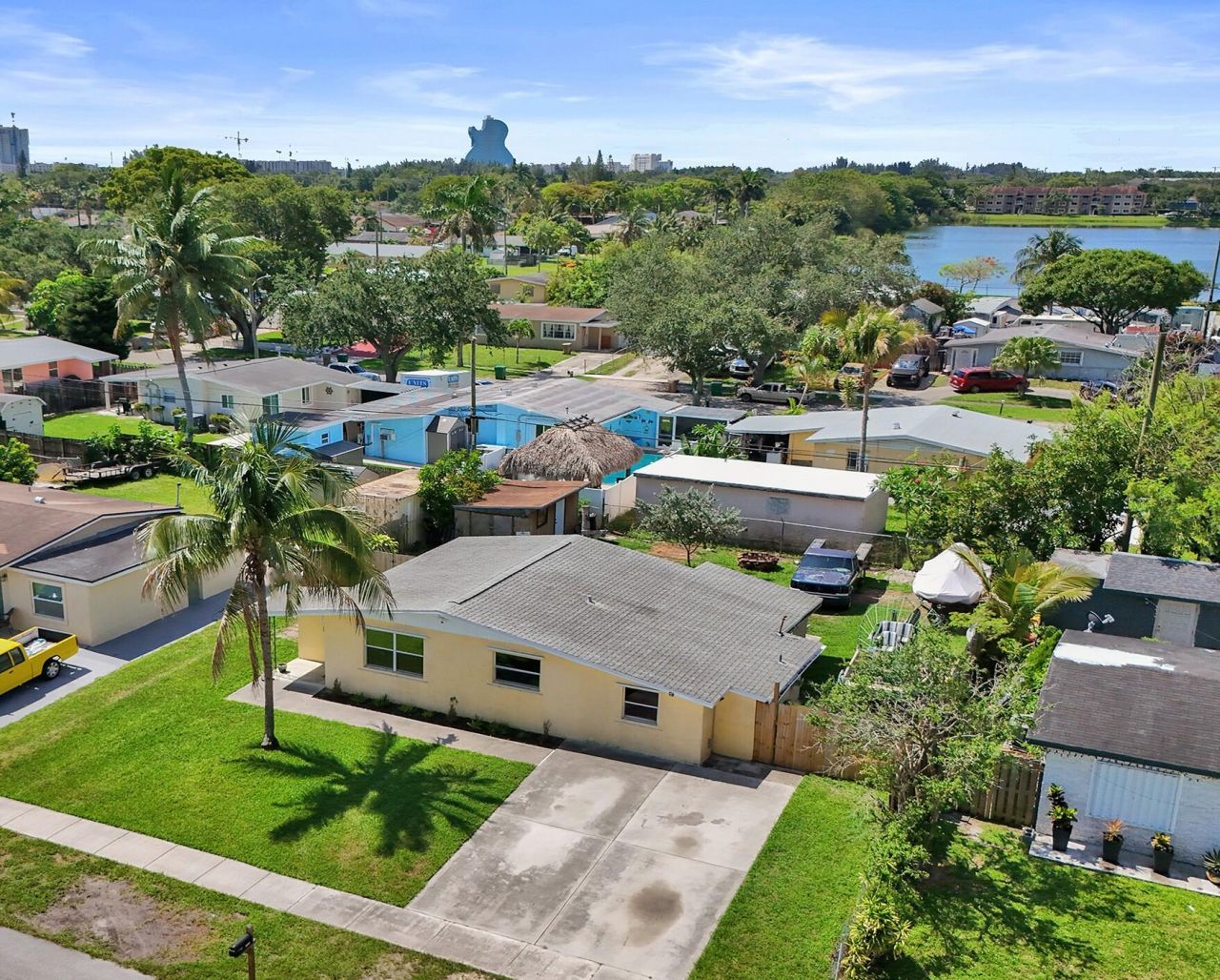 5740 SW 38th Street, Davie, FL 33314 Photo