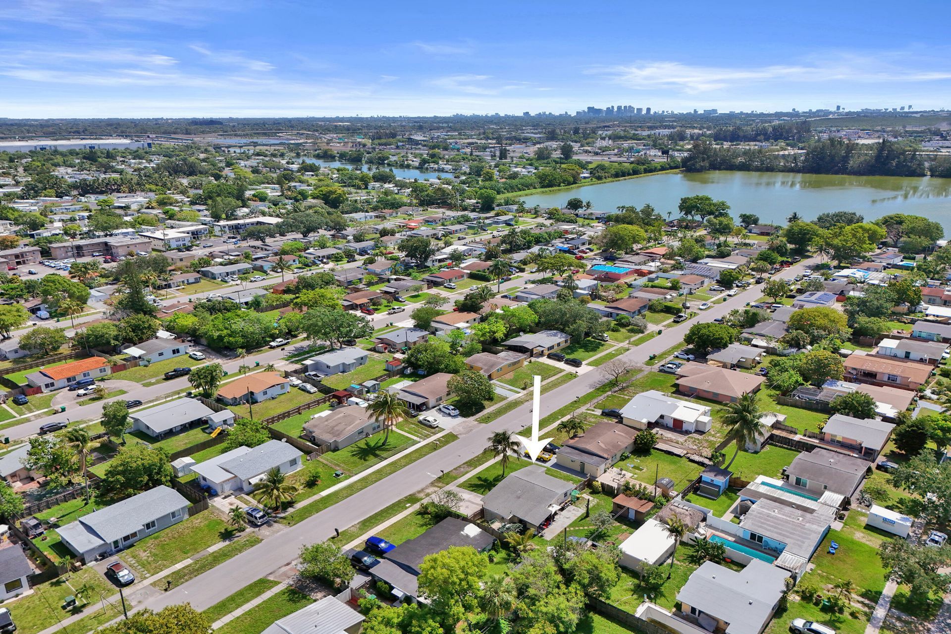 5740 SW 38th Street, Davie, FL 33314 Photo