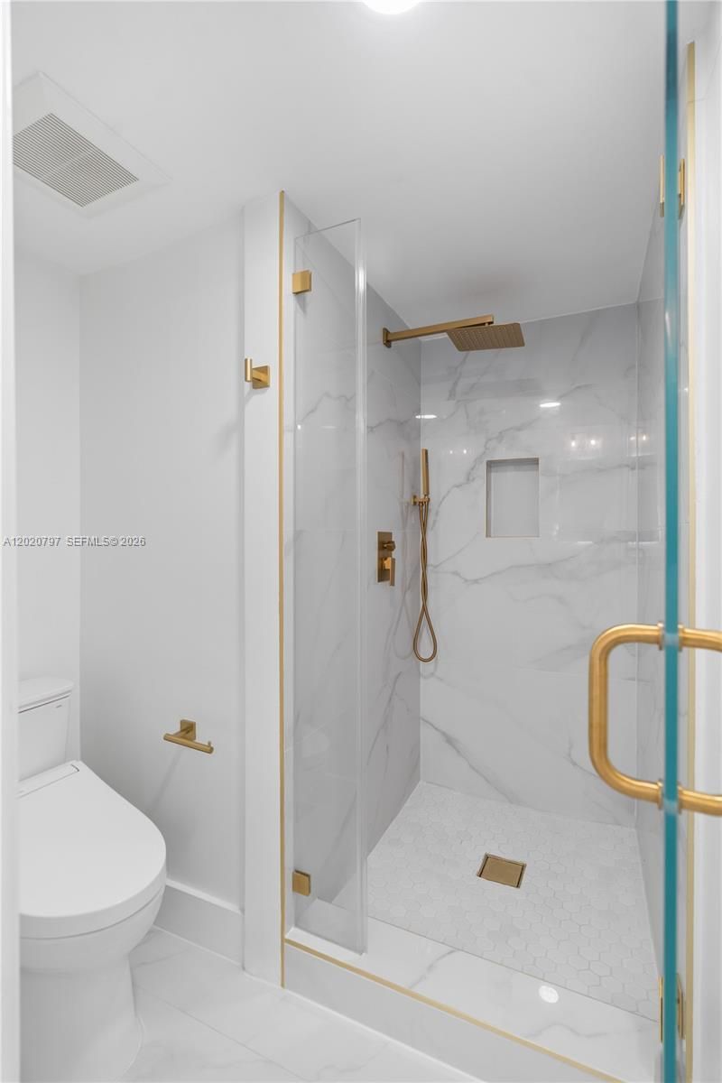 19101 NE 36th Ct, Unit 402, Aventura, FL 33180 Photo