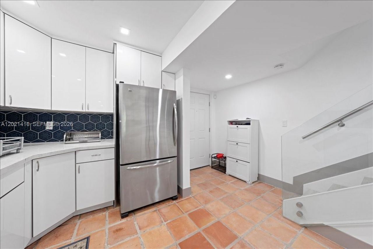5750 Turin St , Unit 207, Coral Gables, FL 33146 Photo