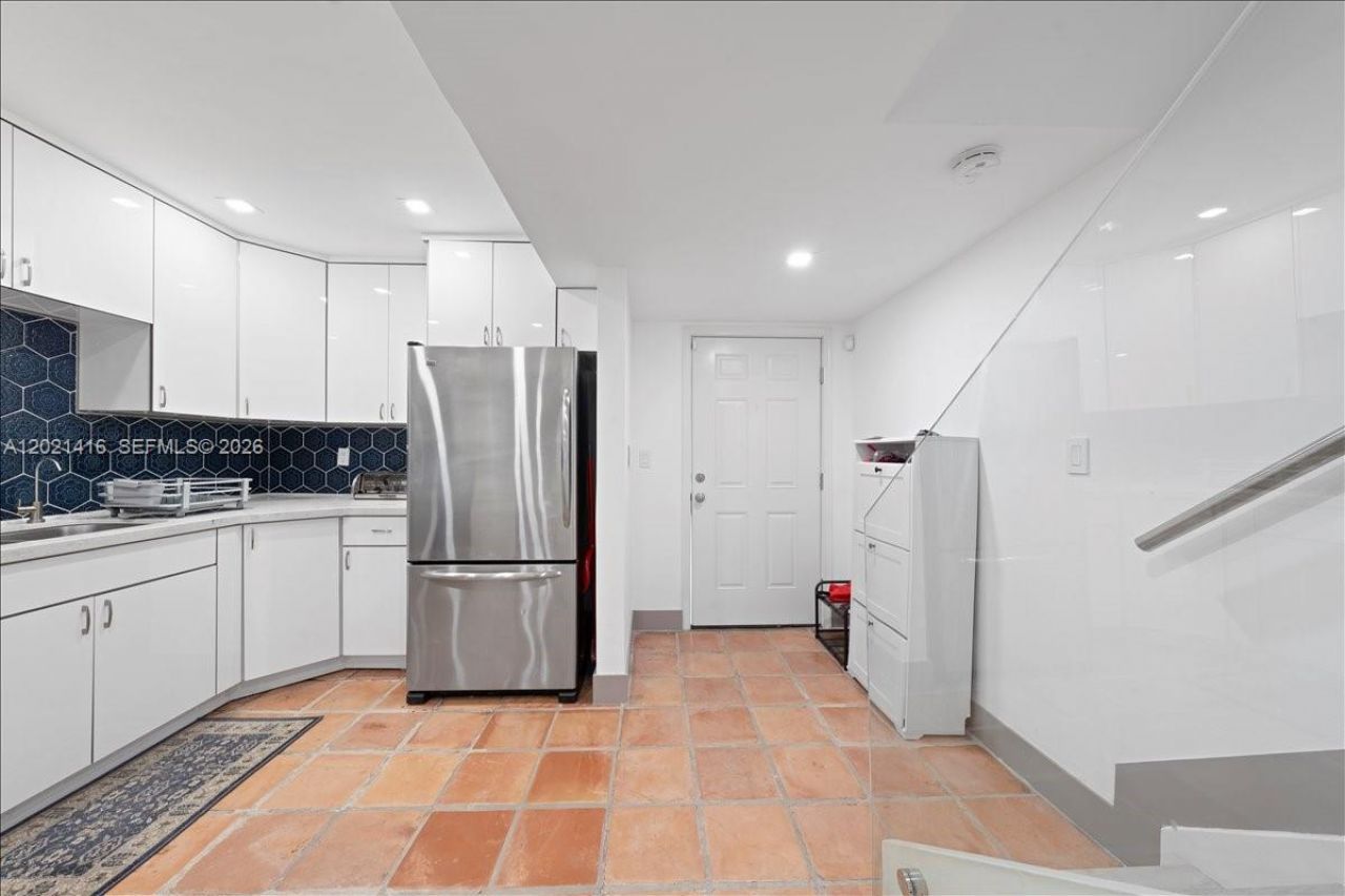 5750 Turin St , Unit 207, Coral Gables, FL 33146 Photo