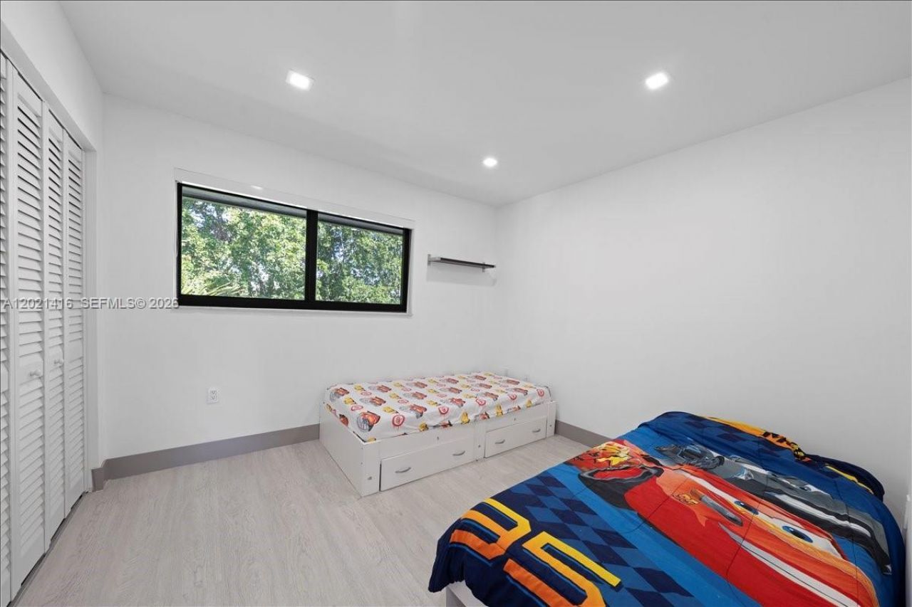 5750 Turin St , Unit 207, Coral Gables, FL 33146 Photo