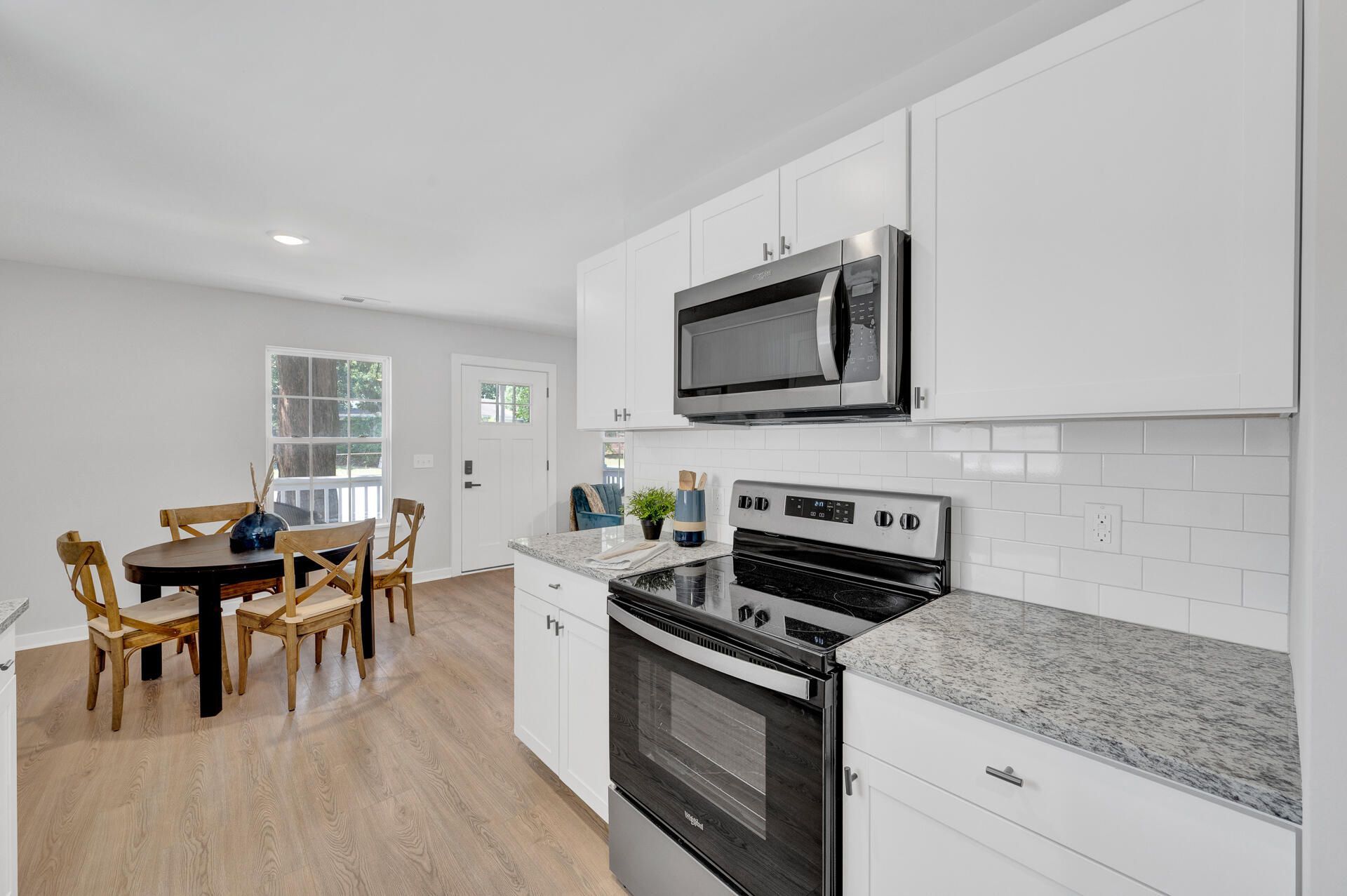 2512 Bennett Yard Photo 10