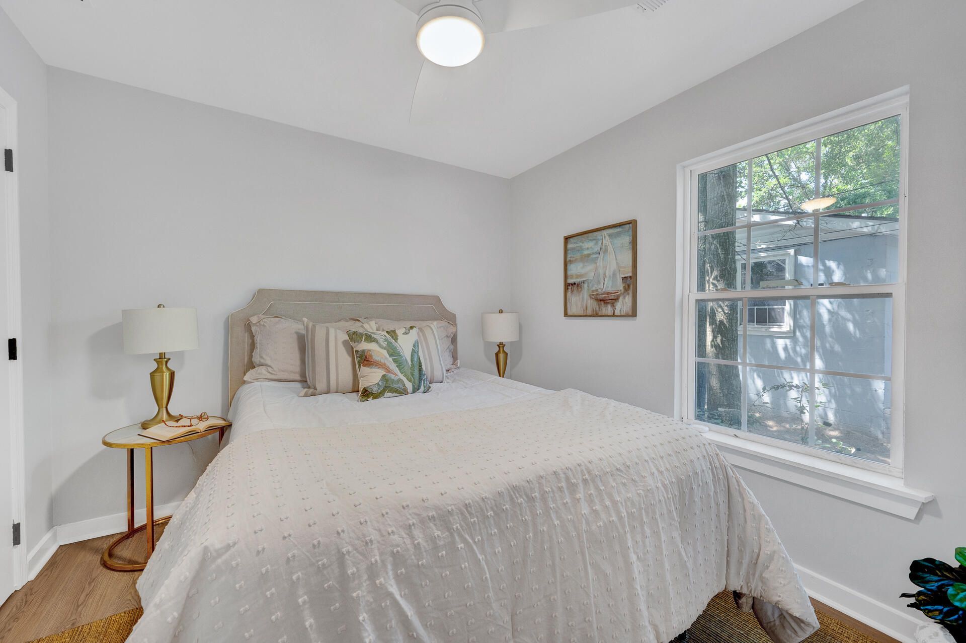 2512 Bennett Yard Photo 13