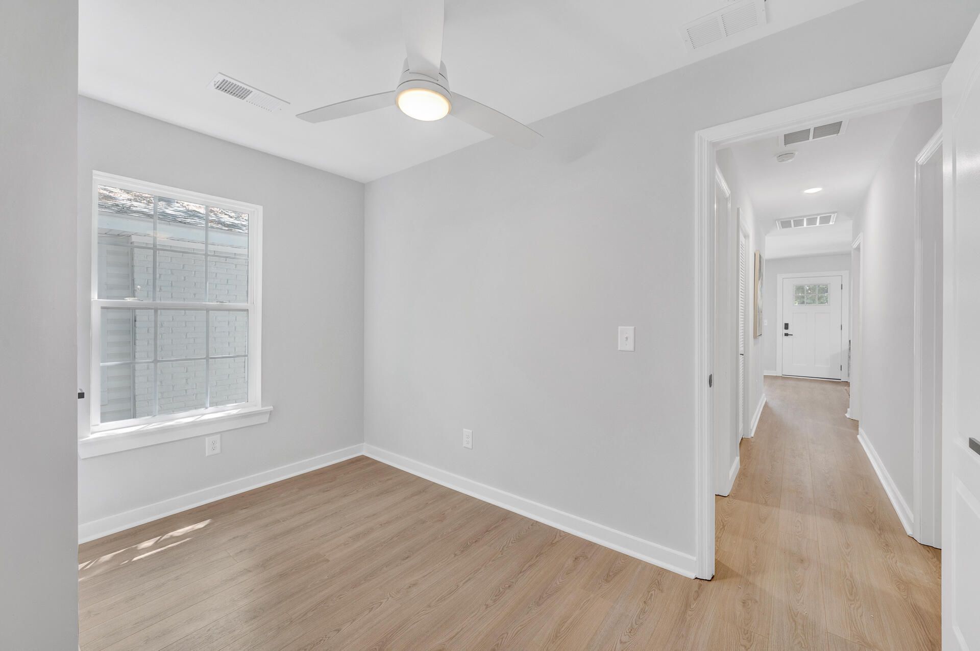 2512 Bennett Yard Photo 17