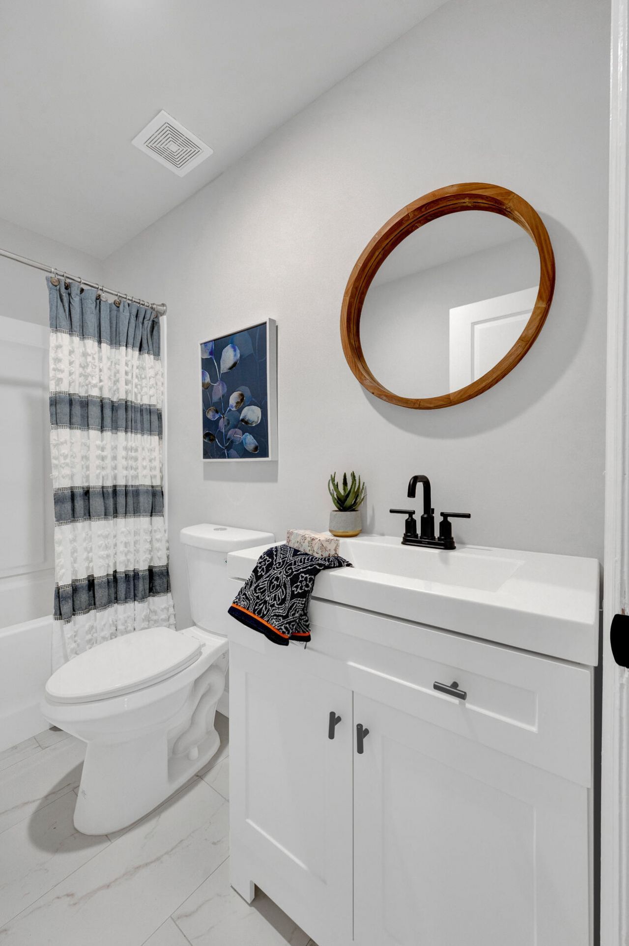 2512 Bennett Yard Photo 20