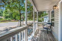 2512 Bennett Yard photo 4