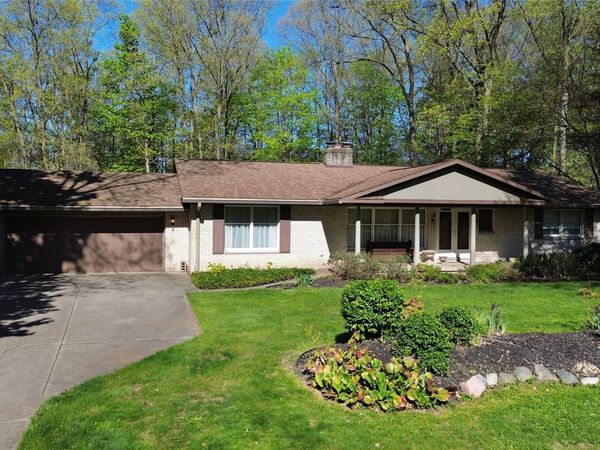1349 Ox Yoke Drive, Flint Township, Mi 48532
